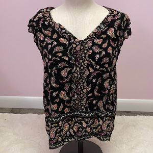 Old Navy flower top